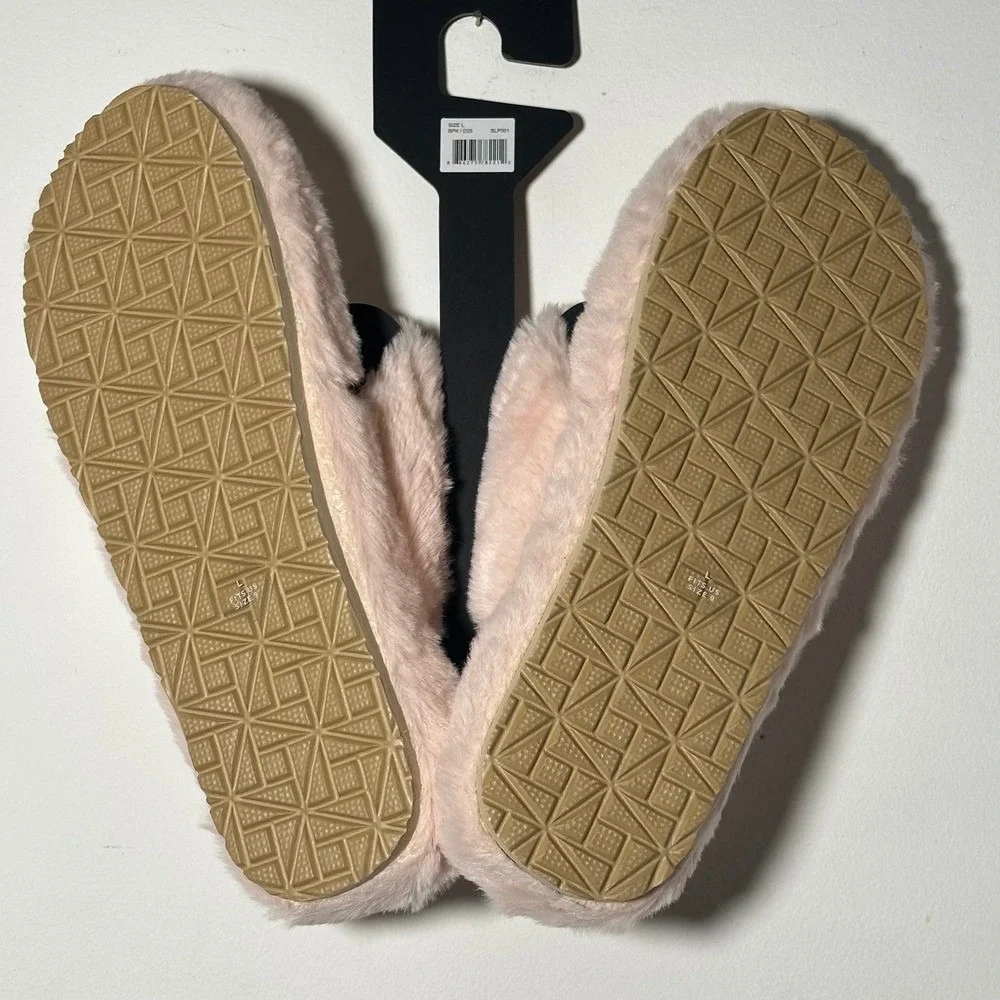 8 Capezio Pink Faux Fur Cross Strap Slippers with Logo Elastic Back Strap Size M